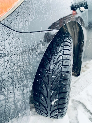 фото протектора и шины Ice Blazer WST1 Шина Sailun Ice Blazer WST1 185/80 R14C 102/100Q